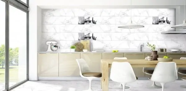 glossy_wall-min-resized-e1607948124253